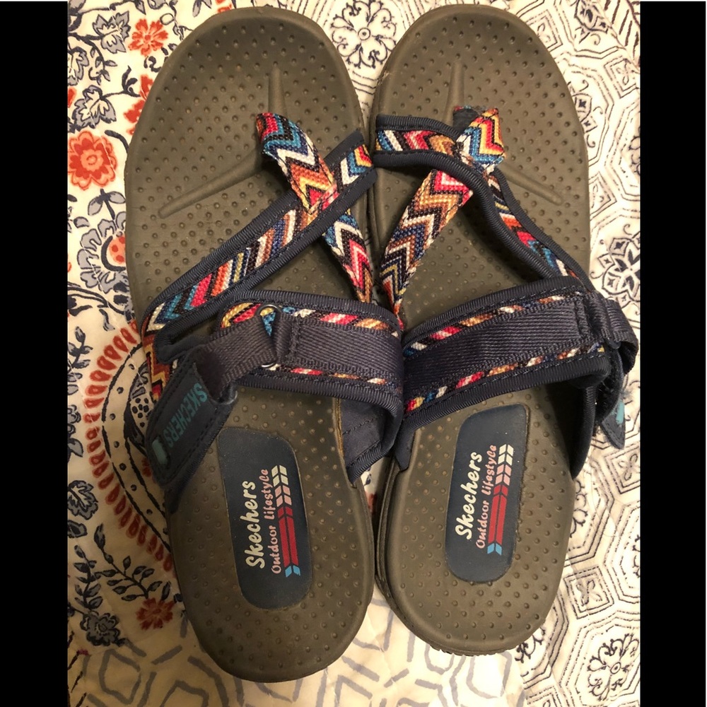 Sketchers REGGAE-ZIG SWAG slide on SIZED 7.5